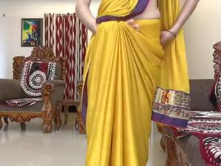 هندي دس bhabhi يلبس أصفر saree جبهة من devar